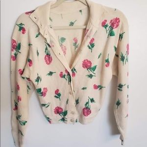 Size small vintage cashmere sweater